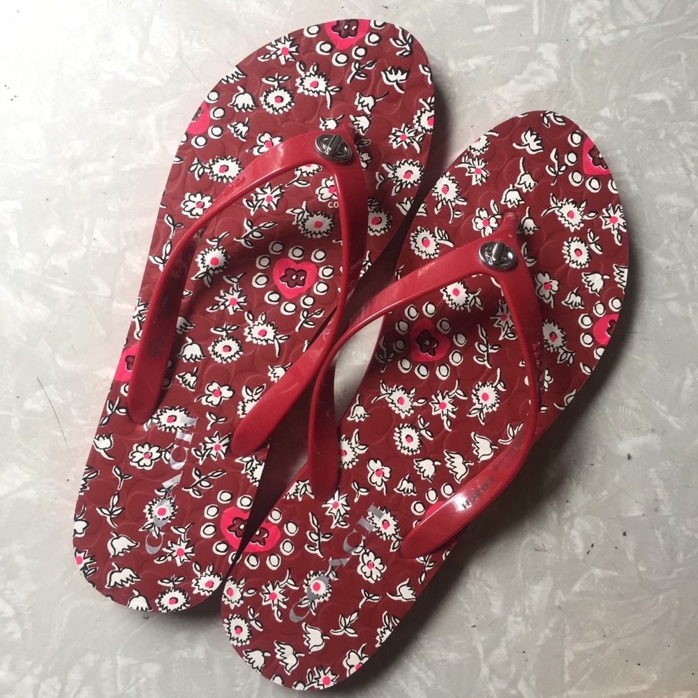 Coach flip flops
